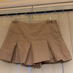 mini skirt zara- size small with shorts under